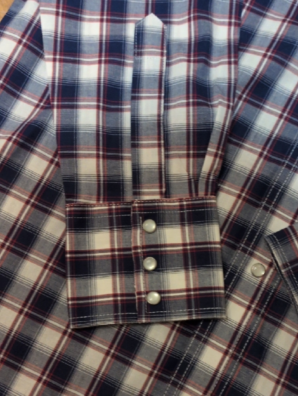Wrangler Navy, Red and White Plaid Button-Down Shirt - Picture 5 of 9